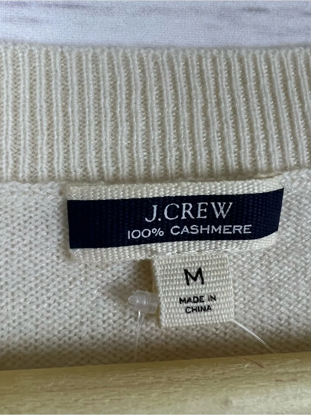 J. Crew Cashmere crewneck sweater with tulips Women’s Size Medium NWT NEW - Picture 5 of 10